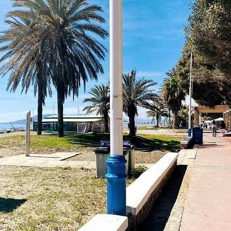 Bonito Apartamento En 2º Linea De Playa & Parking Apartman Málaga Kültér fotó